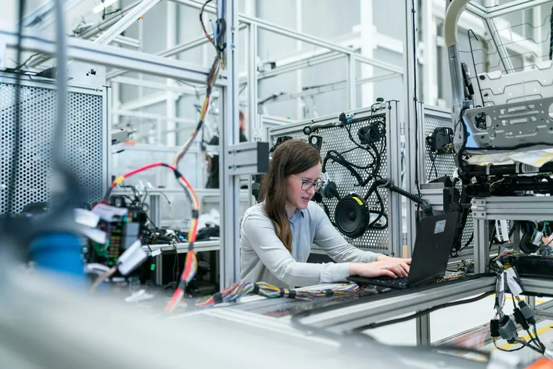Production floor where direct labour and machine time drive the true cost of a unit